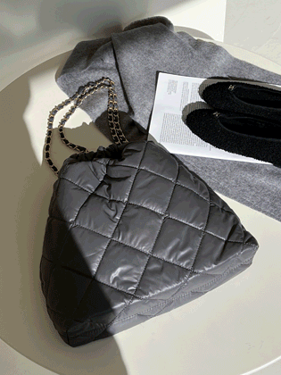 Chardin 绗缝链条单肩包