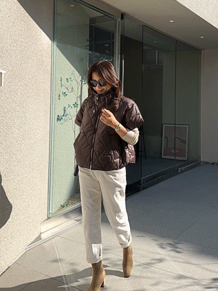 Laura Wellon 衬垫背心