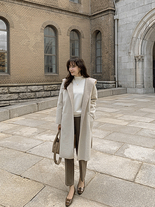 萨菲亚连帽长外套