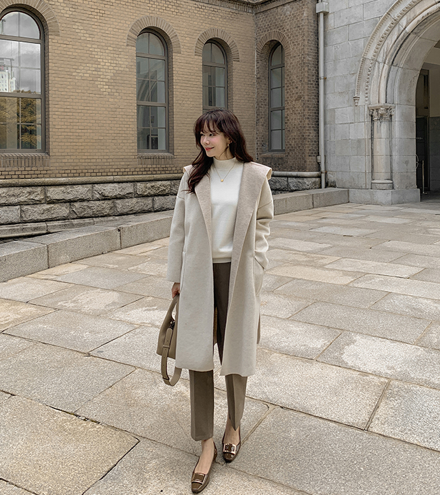 萨菲亚连帽长外套