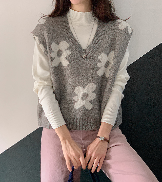 羊驼毛花朵针织背心