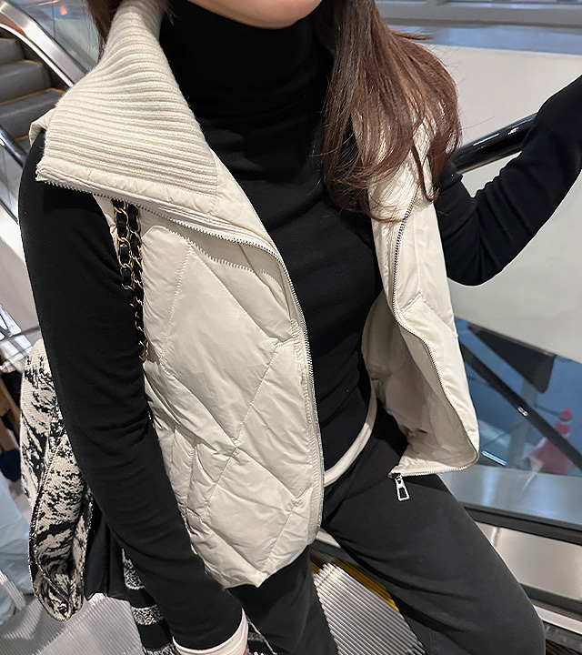 针织领鸭绒背心