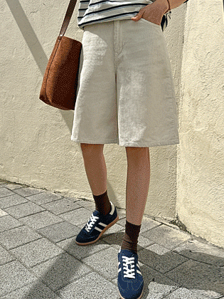 伦敦灯芯绒百慕大裤