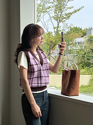 丁香格纹针织背心 