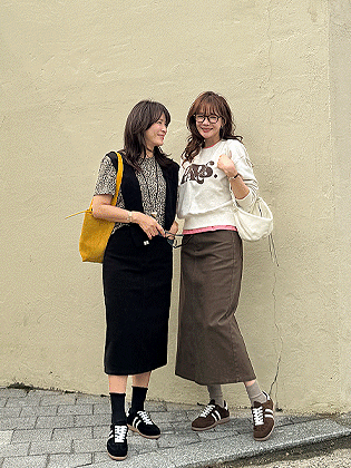 Bill Peach 羊毛开衩裙