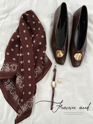 佩斯利花纹围巾