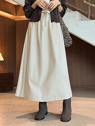 Evelyn A字型皮裙