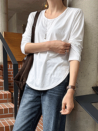 Pound 半 U 领长袖 T 恤 