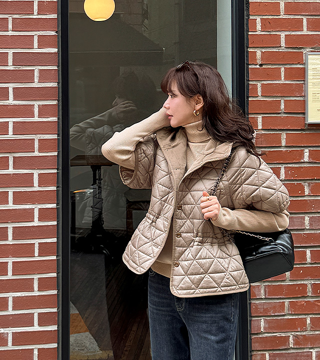 柏林绗缝连帽套头衫