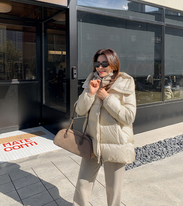 Max Down 半垫套头衫