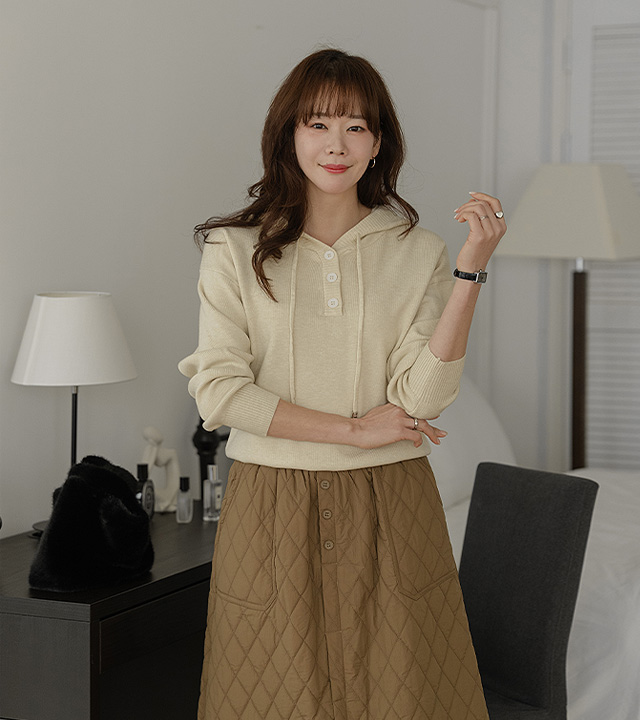 Lua 纽扣连帽针织衫