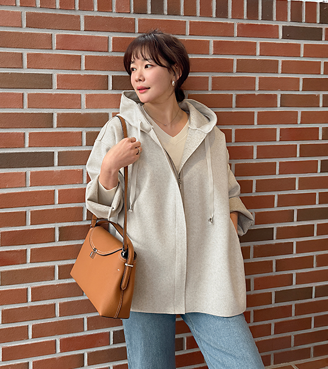 爱里诺羊毛连帽大衣 