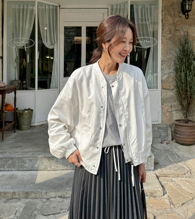 单袖褶皱短款套头衫