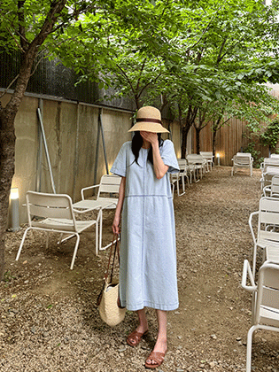 夏日清新牛仔连衣裙