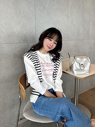 干净利落的字母图案圆T恤