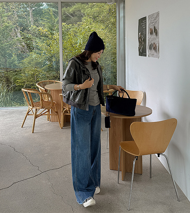 Urbane 皮革连帽背心