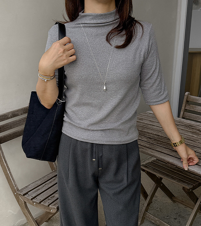 Sophie Angora 半领 T 恤 