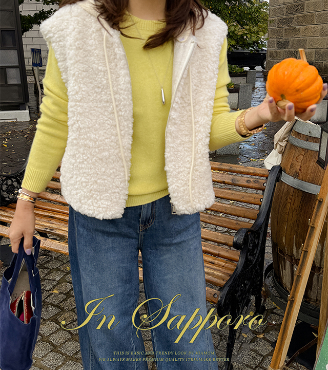 毛绒针织连帽抓绒背心