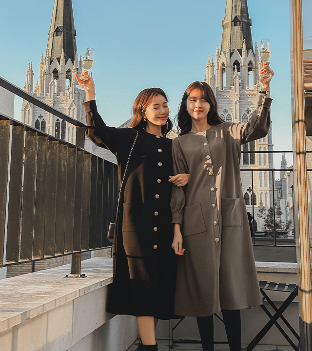 香槟色拉绒 A 字连衣裙