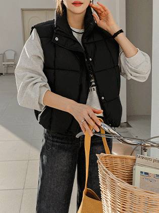 新式高领绗缝背心