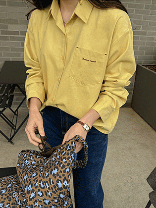 字母印花桃色抓绒宽松衬衫