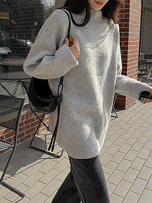 马卡龙波卡西长款针织衫