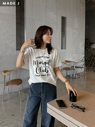 [MADE] Margo 天鹅绒 T 恤