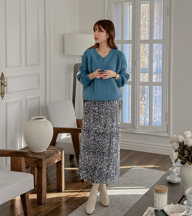 Liana V 领泡泡针织衫