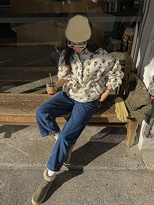 花朵图案半开襟羊毛衫