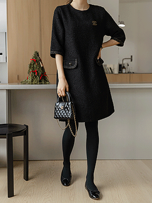 白色粗花呢羊毛连体衣