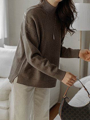 多里安半领针织衫