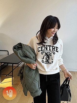 中心天鹅绒软绒连帽衫