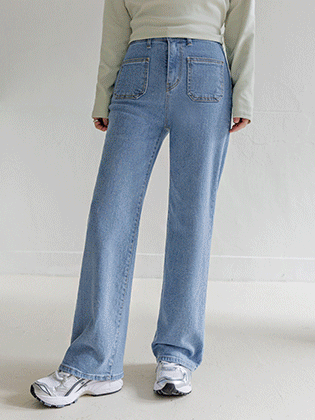 双口袋半宽松牛仔裤