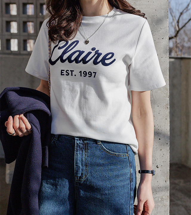 巧妙的宽松短袖T恤 