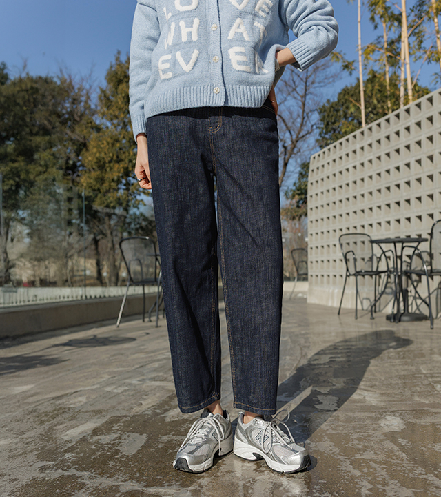 Indie 不褪色宽松牛仔裤