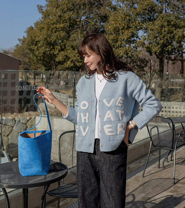 任意字母羊毛开衫