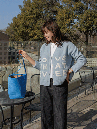 任意字母羊毛开衫