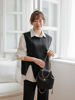 镂空背心叠穿衬衫