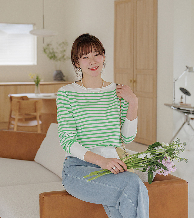 条纹船领针织衫