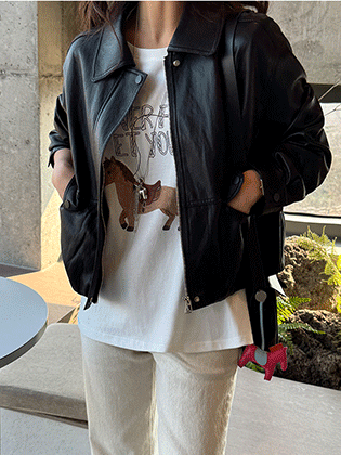 修身皮夹克