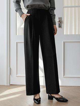 关注字母褶裥休闲裤