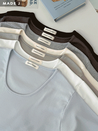 [MADE] 精美 Uniq 莫代尔 T 恤