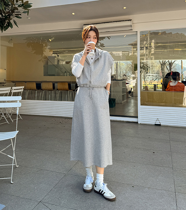 带帽拉链裙套装