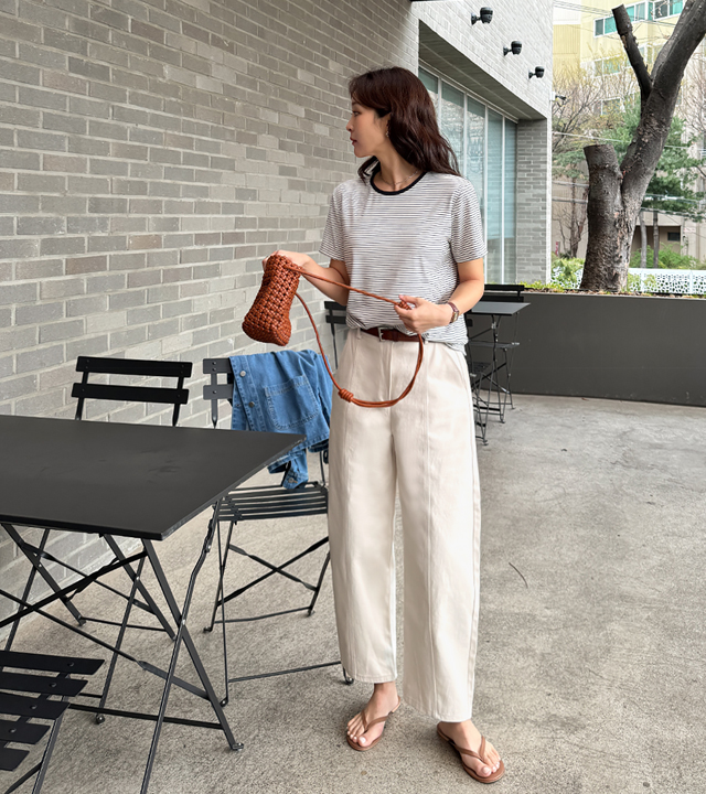 Sure Curve 宽松剪裁裤