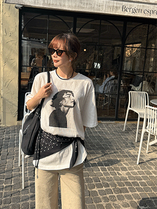 Lisa 宽松短袖T恤