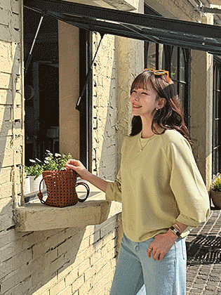 可可郁金香袖卫衣