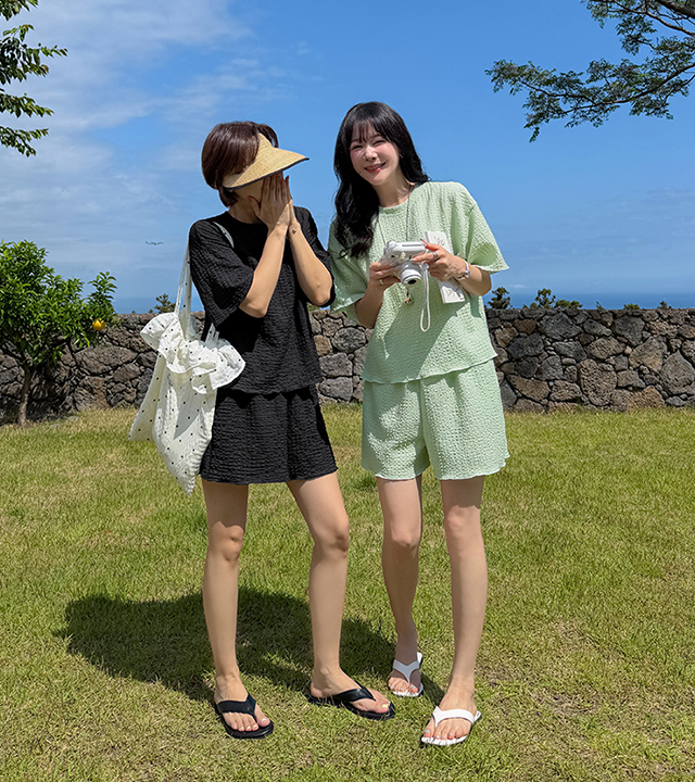 Melona 褶皱裤套装