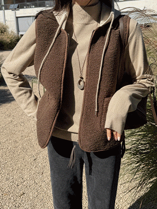 Mer 针织连帽圈布勒背心
